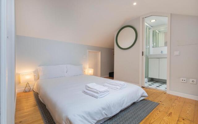 Graceful 2BDR Duplex Apartment by LovelyStay