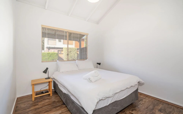 Cottage 8