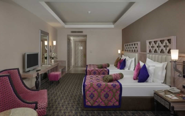 Royal Alhambra Palace – All Inclusive