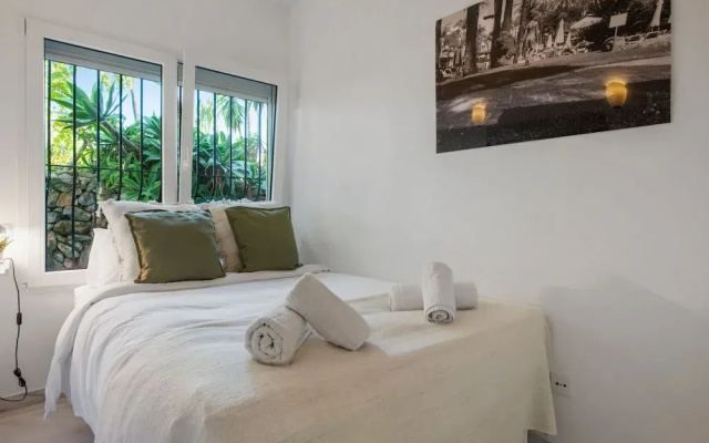 La Alcazaba Sleek Apartment in Marbella - Ref M48