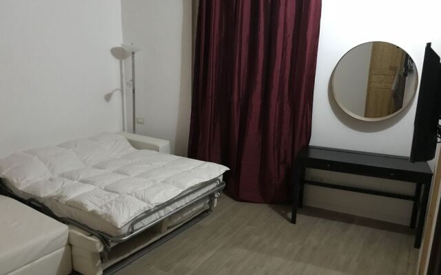 Decadracma rooms