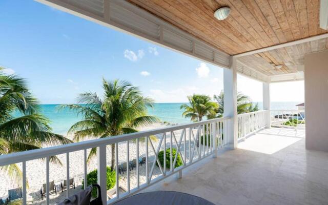 White House - Exclusive Luxury Beachfront Villa - Private White Sand Beach