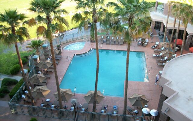 Embassy Suites by Hilton Phoenix Scottsdale