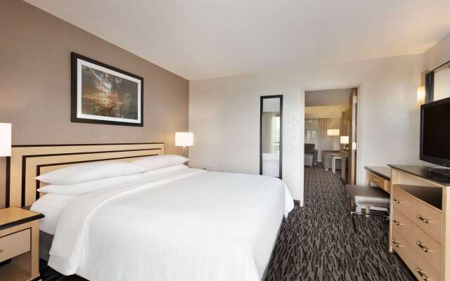 Embassy Suites by Hilton Convention Center Las Vegas