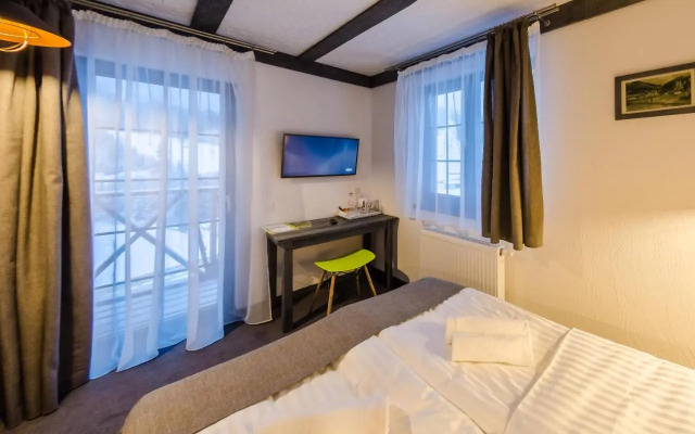 Chalet CrepDeChine Hotel