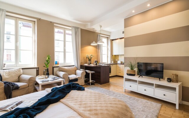 Avenue Studio