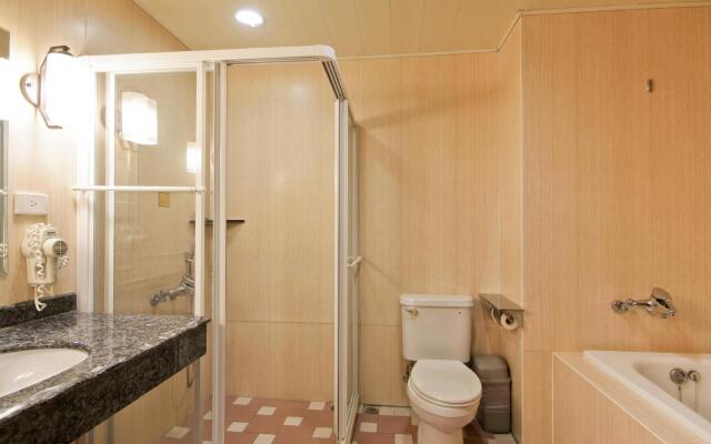 F Hotel Tainan