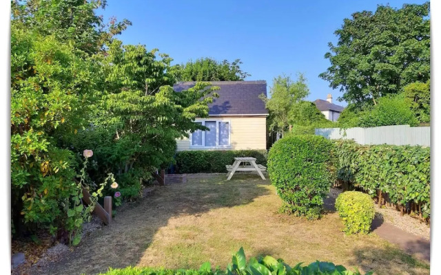 Charming Villa in Ryde - Child Friendly