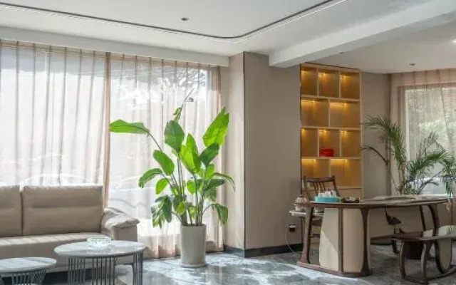 Dali Jiduo Hotel