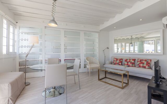Holi-Rent Ático Santa Marta