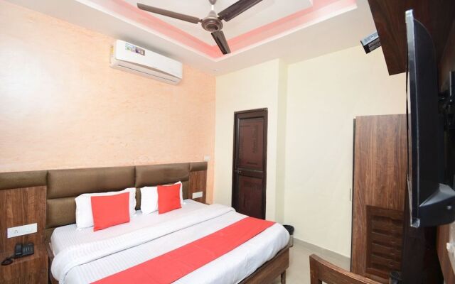 OYO 30743 Hotel Himalayan