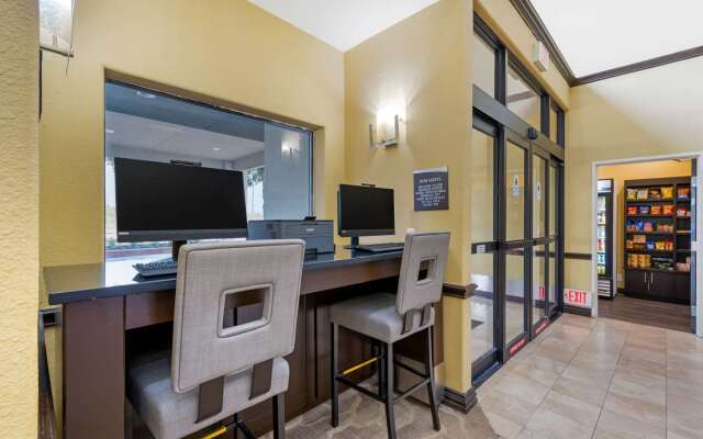 Best Western Airport Suites