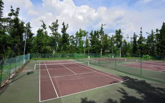 Apartment Tennis