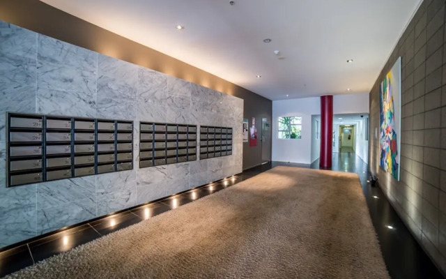 Modern CBD Auckland Apartment