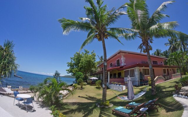 Las Flores Country & Beachside Hotel