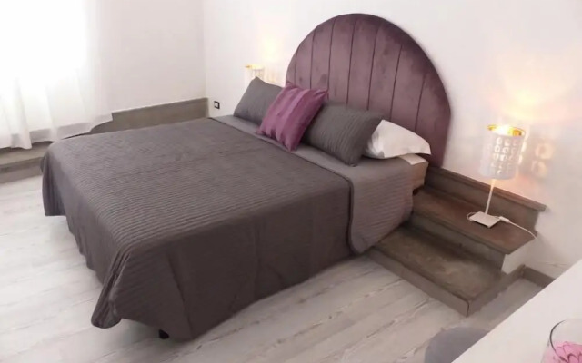 7 Rooms