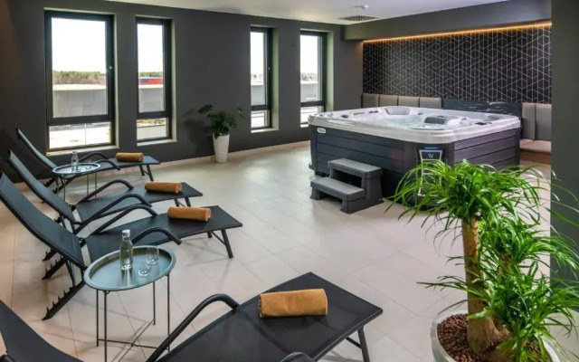 Flow Hotel & Conference