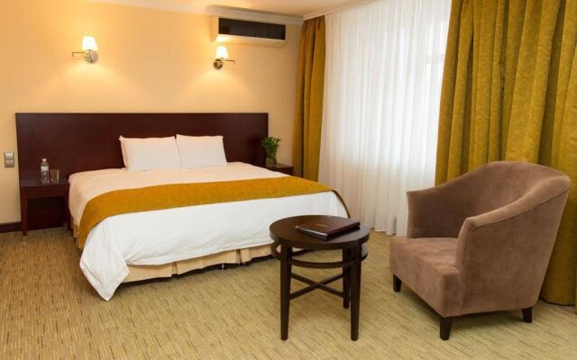 Hotel Russia