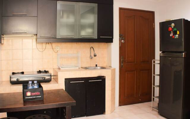 Homey And Comfort Living 2Br At Mediterania Palace Apartment