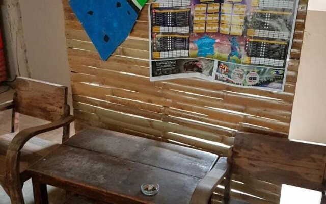 Shut Eye Party Hostel - Adults Only