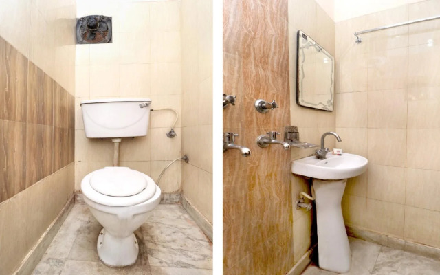 OYO 23084 Chhabra Guest House