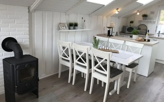 Hein Muck Modern Retreat