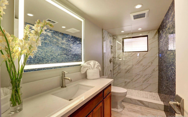 Polo Beach Club Vacation Rentals - APlus Resorts