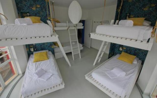 Camone Hostel