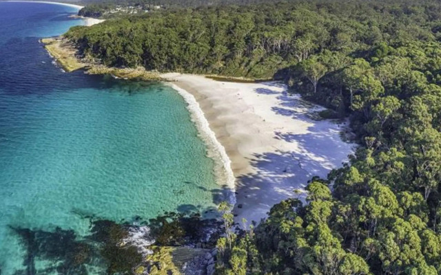 Overlooking Blenheim Beach Feel the Sand Between your Toes