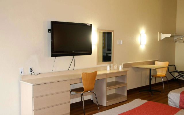 DoubleTree by Hilton Providence Airport Warwick