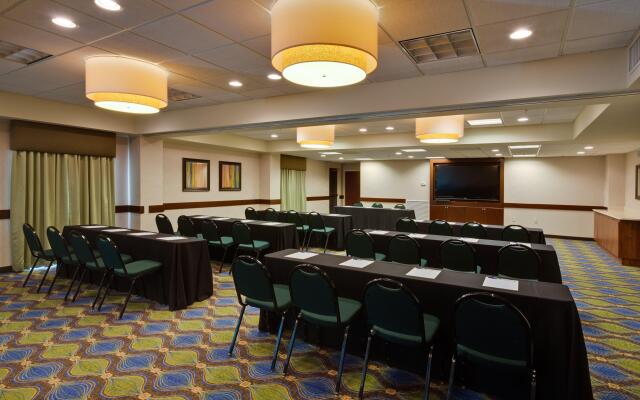 Holiday Inn Express Hotel & Suites Tampa Northwest - Oldsmar, an IHG Hotel