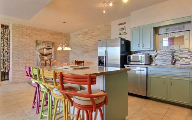 Channelview 103