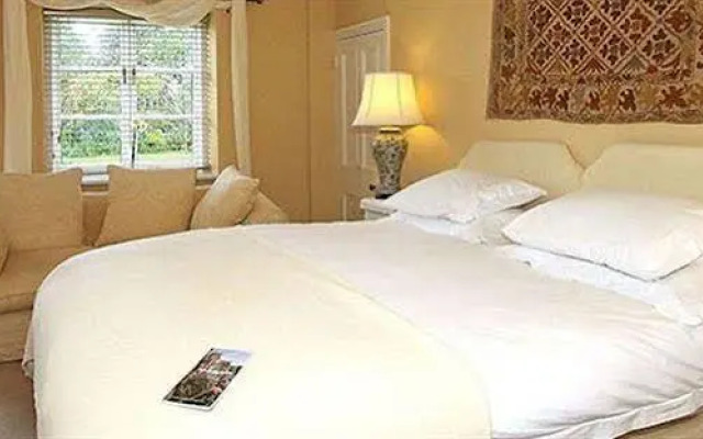 Munden House