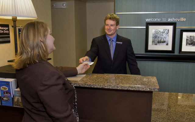 Hampton Inn Asheville-Tunnel Rd.