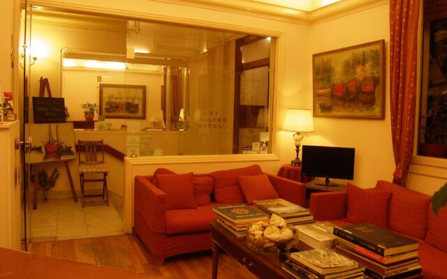 Art Gallery Hotel