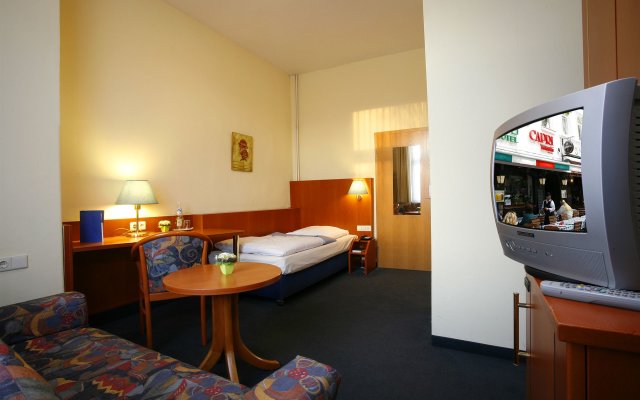 TRIP INN Hotel Schumann