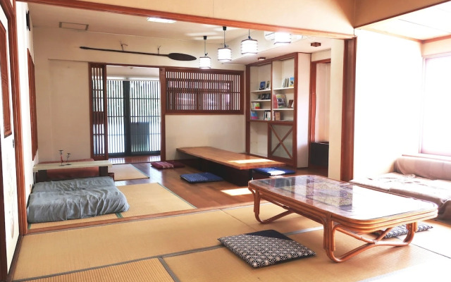 Naru. Guest House