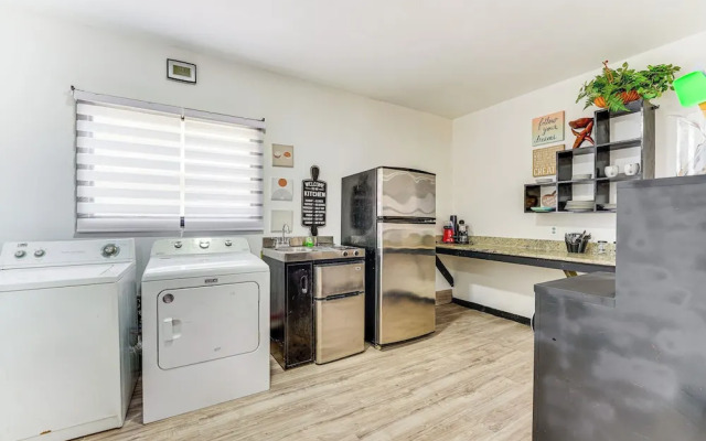 Springdale Vacation Rental ~ 9 Mi to Fayetteville!