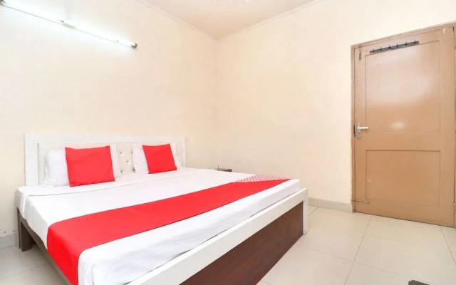 Hotel Gulshan by OYO Rooms