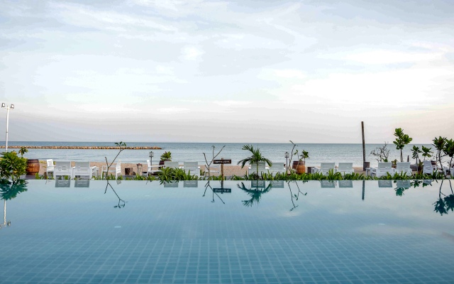 Seaman Resort