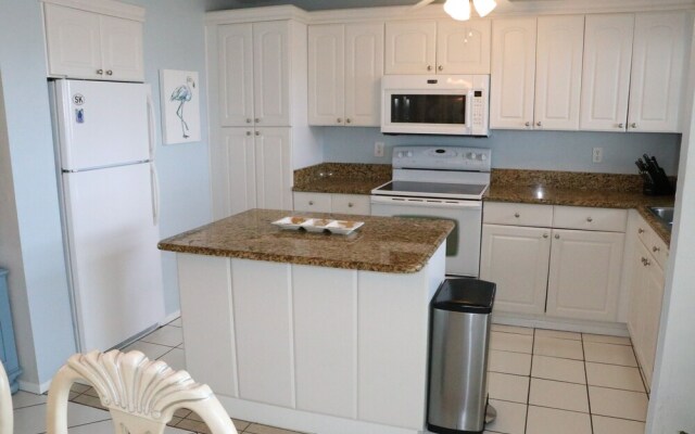 Jamaica Royale 204 - 2 Br Condo