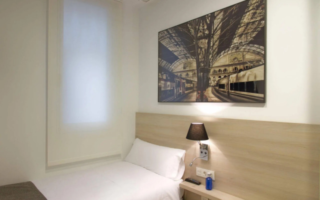 THE 8 Boutique B&B