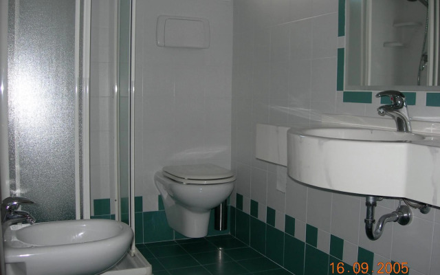 Hotel Dasamo - Dada Hotels