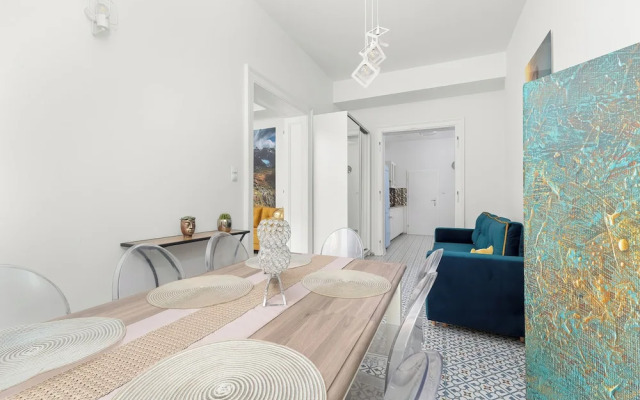 Yellow Apartment in Bytom by Renters
