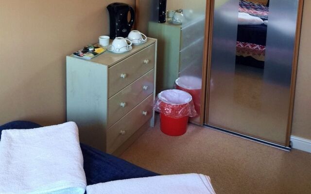 Accommodation Circus Drive