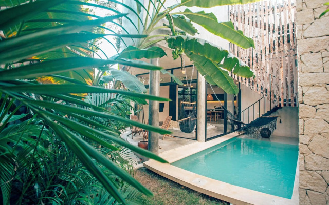 Round Villa Private Pool & Jungle rooftop 2A