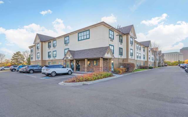 Extended Stay America Select Suites Chicago Downers Grove