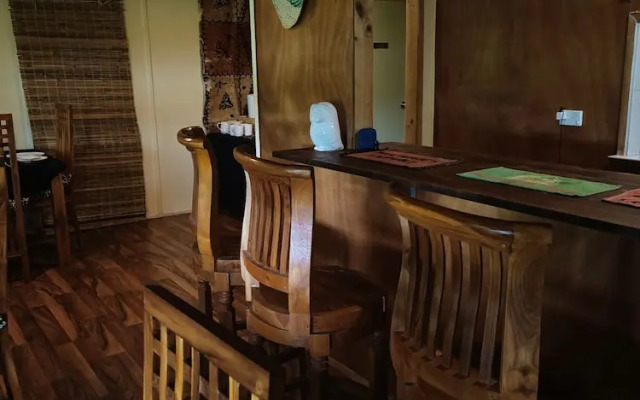 Mahina Lodge