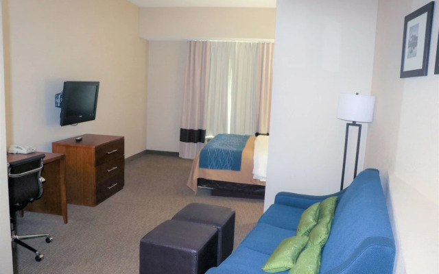 Comfort Inn & Suites