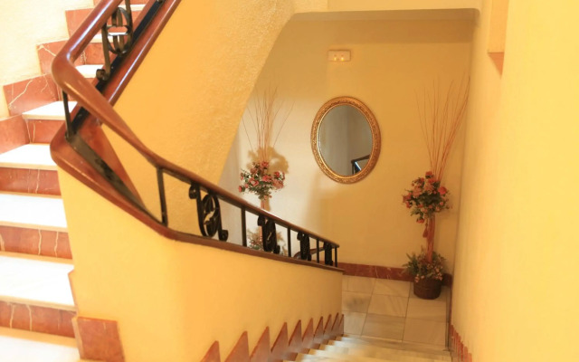 Hotel El Coloso